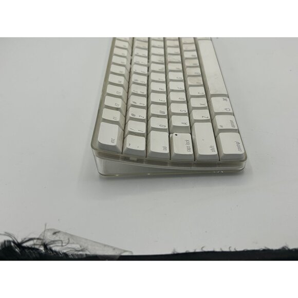 Apple Wireless Keyboard White Bluetooth Model A1016 tested - Picture 6 of 9